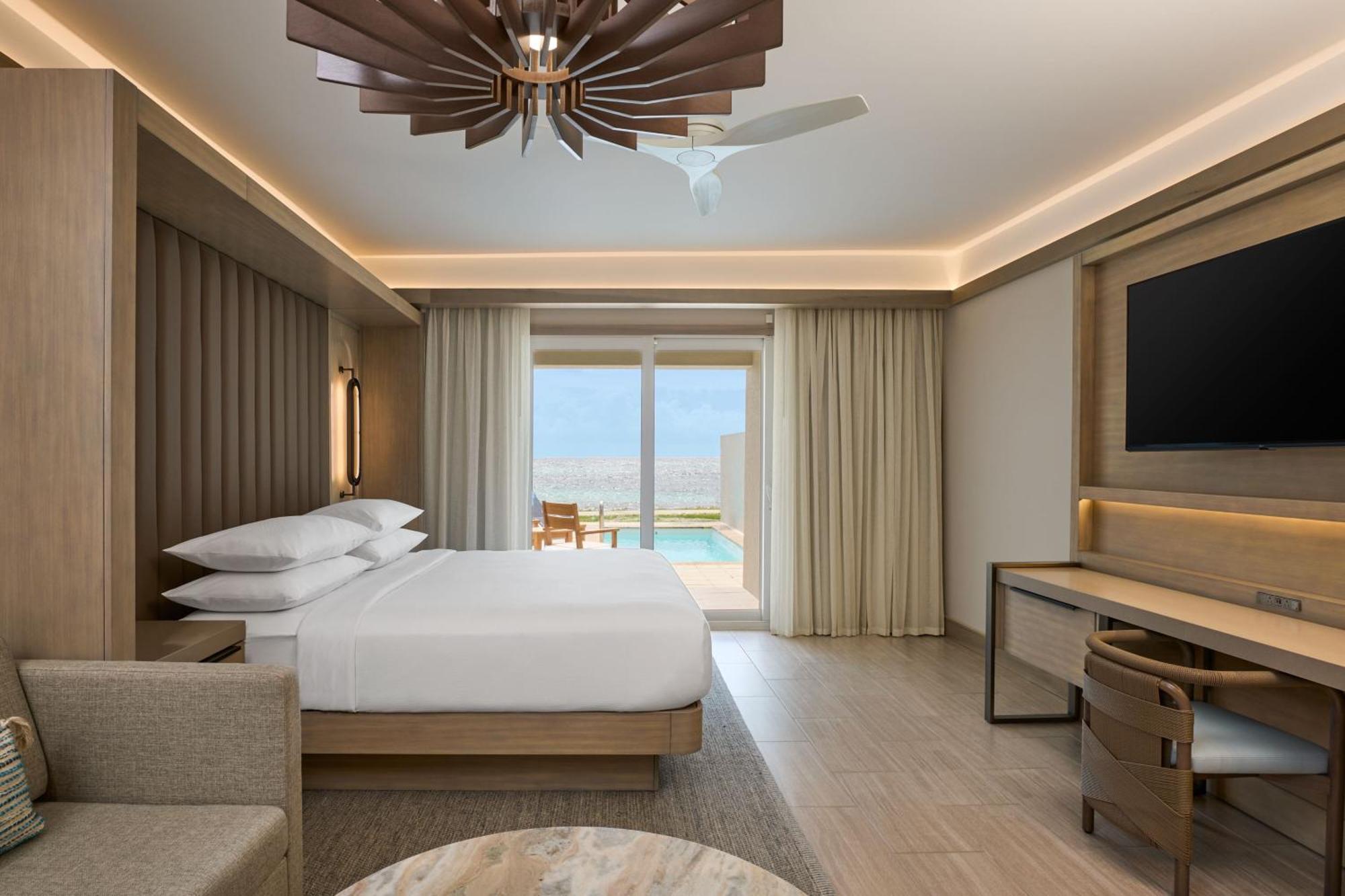 Jw Marriott St Maarten Beach Resort & Spa Dawn Beach Екстериор снимка