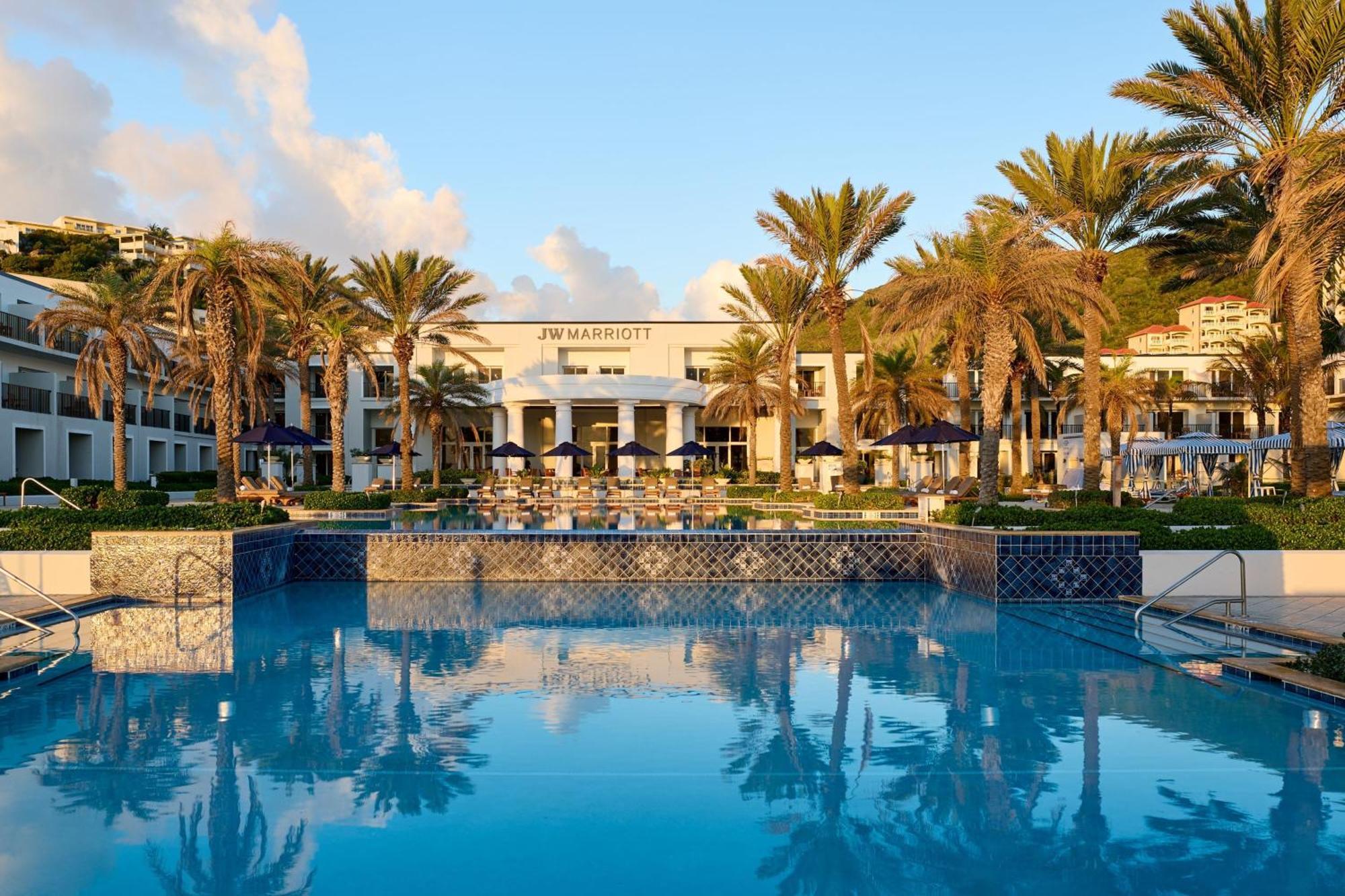 Jw Marriott St Maarten Beach Resort & Spa Dawn Beach Екстериор снимка