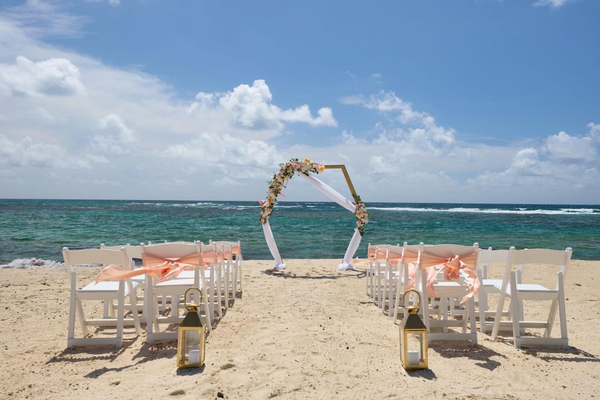 Jw Marriott St Maarten Beach Resort & Spa Dawn Beach Екстериор снимка