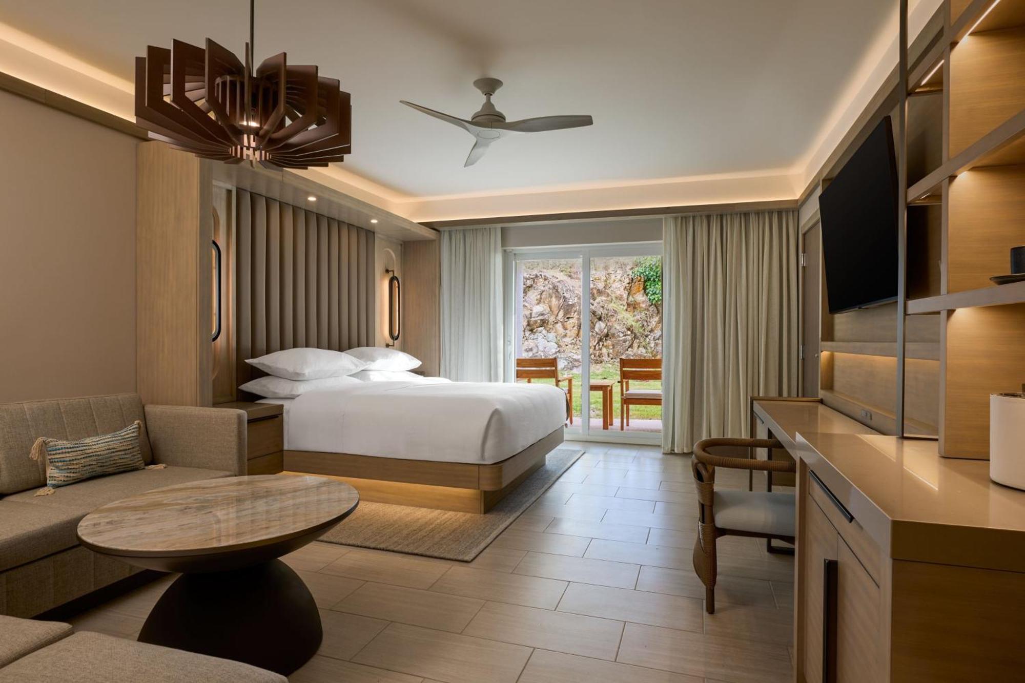 Jw Marriott St Maarten Beach Resort & Spa Dawn Beach Екстериор снимка